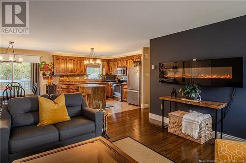 21 Homestead Drive, Hampton, NB - Indoor Photo Showing Living Room