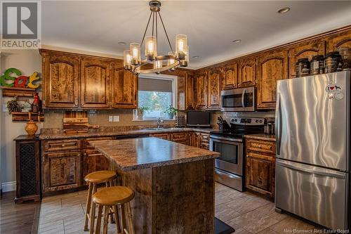 21 Homestead Drive, Hampton, NB - Indoor Photo Showing Kitchen With Double Sink