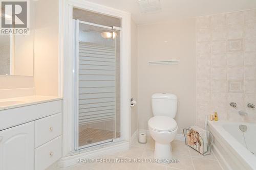 8 Lombardy Crescent, Brampton, ON - Indoor Photo Showing Bathroom