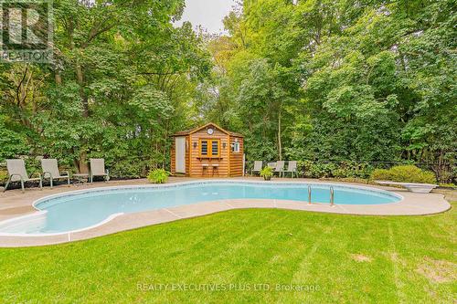 8 Lombardy Crescent, Brampton, ON - Outdoor With In Ground Pool With Backyard