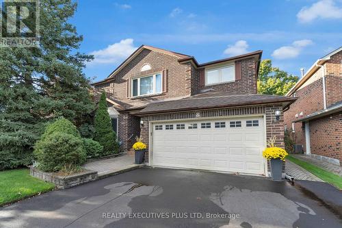 8 Lombardy Crescent, Brampton, ON - Outdoor