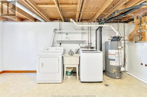 164 Pacific Avenue, Amherstburg, ON - Indoor Photo Showing Laundry Room