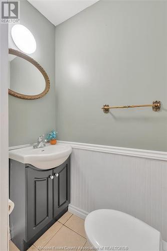 164 Pacific Avenue, Amherstburg, ON - Indoor Photo Showing Bathroom