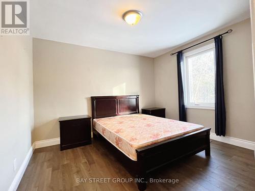 1403 Old Green Lane, East Gwillimbury, ON - Indoor Photo Showing Bedroom