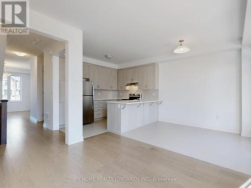 1371 William Halton Parkway, Oakville, ON - Indoor Photo Showing Kitchen