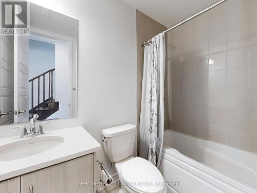 1371 William Halton Parkway, Oakville, ON - Indoor Photo Showing Bathroom