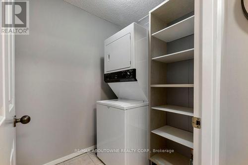 503 - 1201 North Shore Boulevard E, Burlington, ON - Indoor Photo Showing Laundry Room