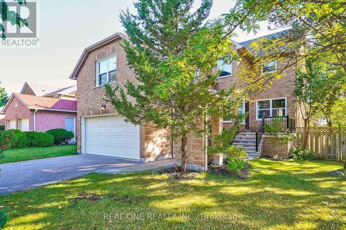 195 Delayne Drive, Aurora, ON 