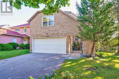 195 Delayne Drive, Aurora, ON 