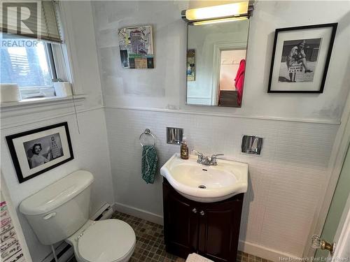 24 Saint-Joseph Street, Grand Falls, NB - Indoor Photo Showing Bathroom