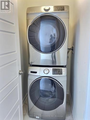 5 - 22 Spring Creek Drive, Hamilton, ON - Indoor Photo Showing Laundry Room