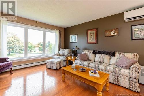 215 Hughes Lane, Saint John, NB - Indoor Photo Showing Living Room