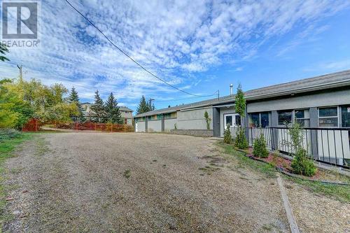 5515 43 Street, Red Deer, AB 