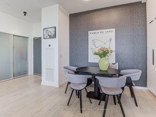 Ph02-170 Bayview Ave, Toronto, ON - Indoor Photo Showing Dining Room