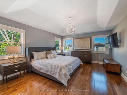 1294 Commerce St, Pickering, ON - Indoor Photo Showing Bedroom