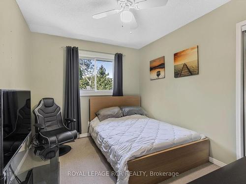 56 Maple Ave, Adjala-Tosorontio, ON - Indoor Photo Showing Bedroom