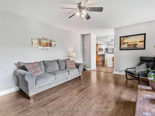 56 Maple Ave, Adjala-Tosorontio, ON - Indoor Photo Showing Living Room