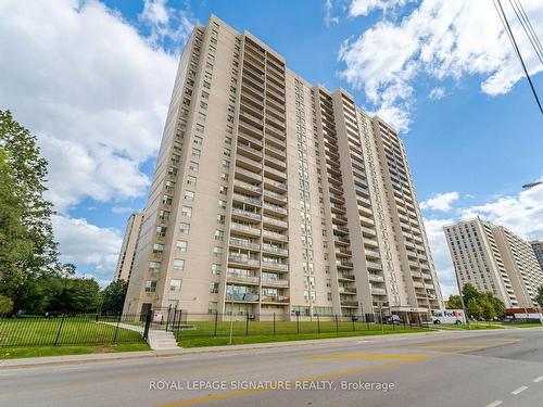 1702-155 Marlee Ave, Toronto, ON - Outdoor With Balcony With Facade