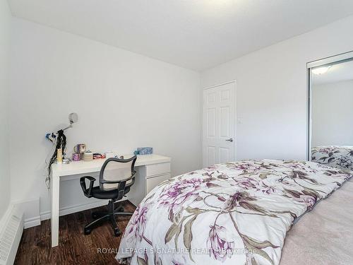 1702-155 Marlee Ave, Toronto, ON - Indoor Photo Showing Bedroom