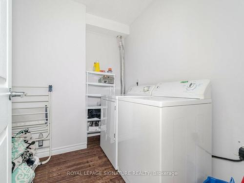 1702-155 Marlee Ave, Toronto, ON - Indoor Photo Showing Laundry Room