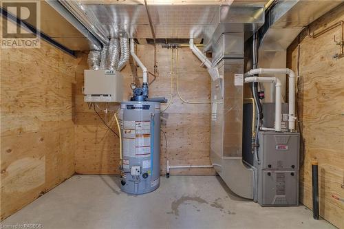 516 Newfoundland Street, Mount Forest, ON - Indoor Photo Showing Basement