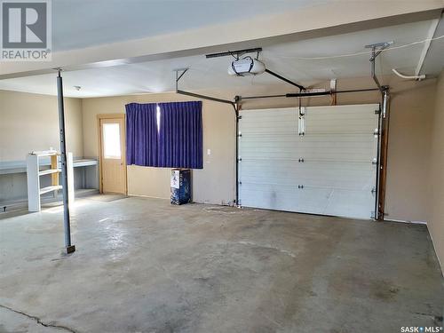 128 3Rd Avenue W, Ponteix, SK - Indoor Photo Showing Garage