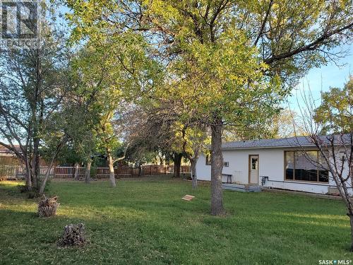 128 3Rd Avenue W, Ponteix, SK - Outdoor