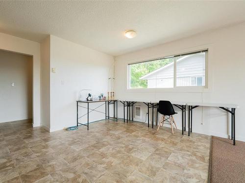 795/797/799 Dogwood Rd, Nanaimo, BC - Indoor