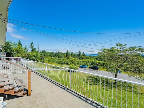 795/797/799 Dogwood Rd, Nanaimo, BC - Outdoor