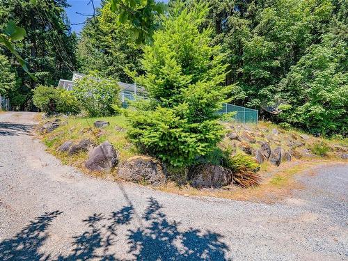 795/797/799 Dogwood Rd, Nanaimo, BC - Outdoor