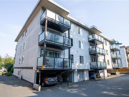 1530 Belcher Ave, Victoria, BC - Outdoor