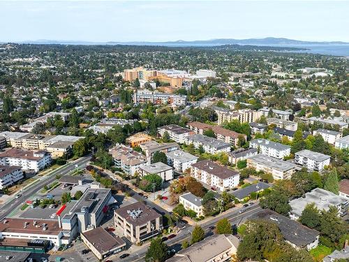 1530 Belcher Ave, Victoria, BC - Outdoor With View