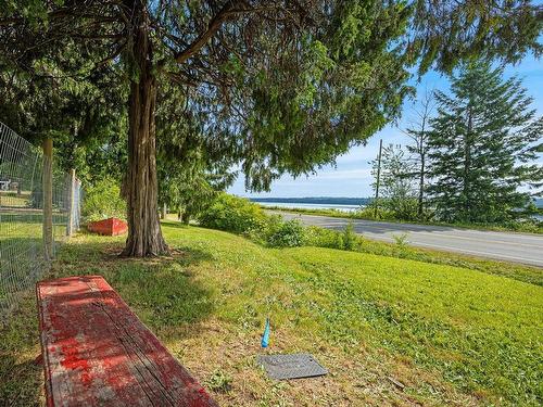 6097 Island Hwy South, Union Bay, BC 