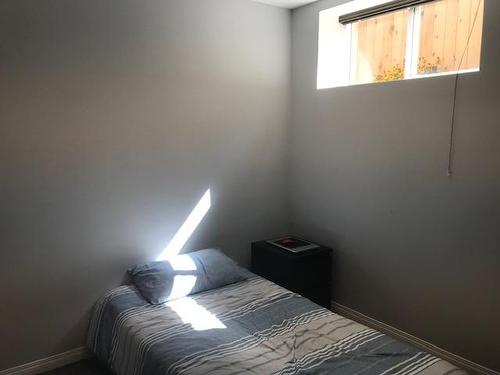 1151 Laroque Street, Kamloops, BC - Indoor Photo Showing Bedroom