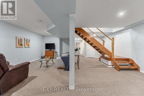 13 Hodgson Drive, Kawartha Lakes, ON - Indoor Photo Showing Other Room