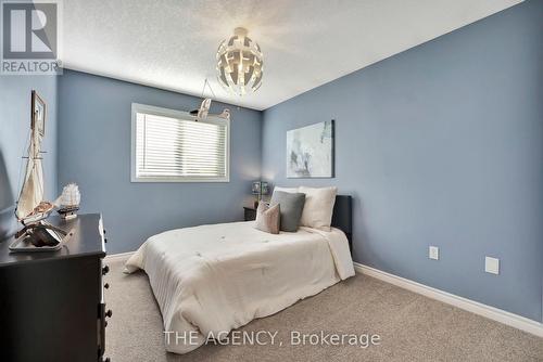 31 Beauly Place, Cambridge, ON - Indoor Photo Showing Bedroom