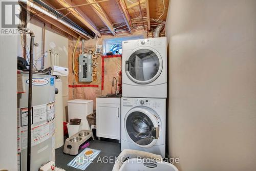 31 Beauly Place, Cambridge, ON - Indoor Photo Showing Laundry Room