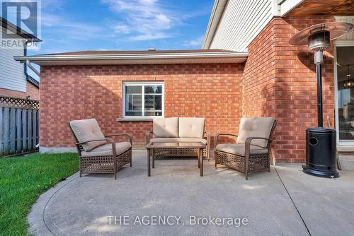 31 Beauly Place, Cambridge, ON - Outdoor With Deck Patio Veranda With Exterior