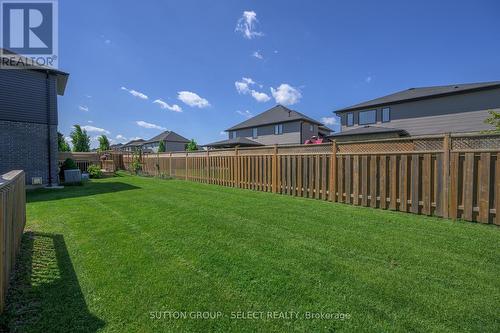 47 - 1061 Eagletrace Drive, London, ON - Outdoor