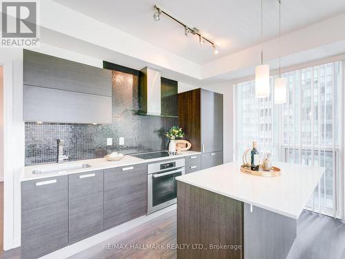 1607 - 9 Bogert Avenue, Toronto, ON - Indoor Photo Showing Kitchen With Upgraded Kitchen