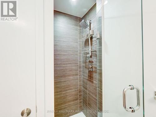 1607 - 9 Bogert Avenue, Toronto, ON - Indoor Photo Showing Bathroom