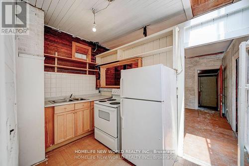 5741 Lakeshore Road, Whitchurch-Stouffville, ON - Indoor Photo Showing Kitchen With Double Sink