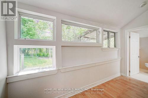 5741 Lakeshore Road, Whitchurch-Stouffville, ON - Indoor Photo Showing Other Room