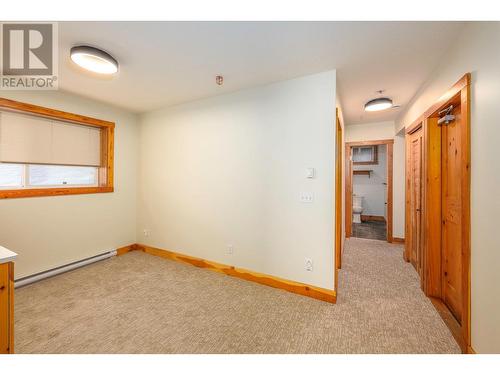 5942 Snow Pines Crescent, Kelowna, BC - Indoor Photo Showing Other Room