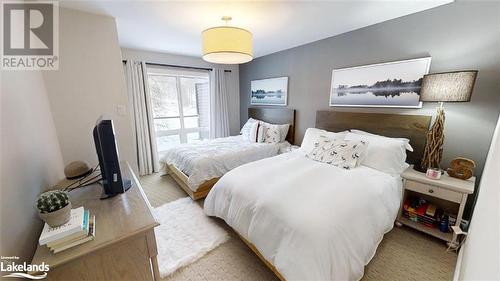 1235 Deerhurst Drive Unit# 52-308, Huntsville, ON - Indoor Photo Showing Bedroom