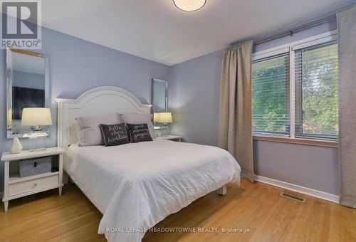 400 Friendship Avenue, Toronto, ON - Indoor Photo Showing Bedroom