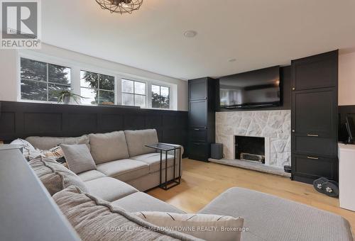 400 Friendship Avenue, Toronto, ON - Indoor Photo Showing Living Room With Fireplace