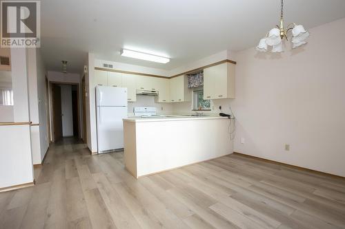 33 Lansdowne Ave, Sault Ste. Marie, ON - Indoor Photo Showing Kitchen