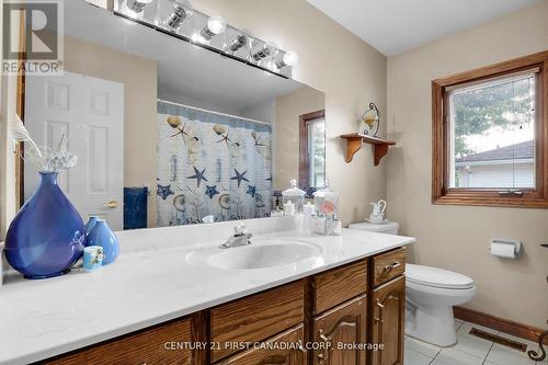 35 Monte Vista Crescent, London, ON - Indoor Photo Showing Bathroom