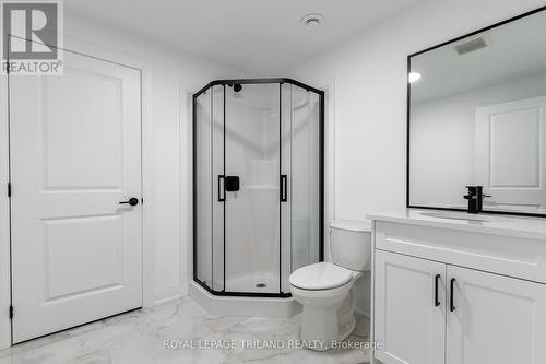 12 - 101 Swales Avenue, Strathroy-Caradoc (Sw), ON - Indoor Photo Showing Bathroom